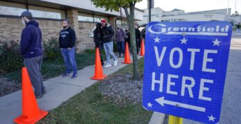 Election 2020 Wisconsin Voting