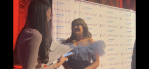 Amelia Chang with Leslie Mosier on the red carpet at the Blossom Ball 2023. Image by Sophie Schwartz